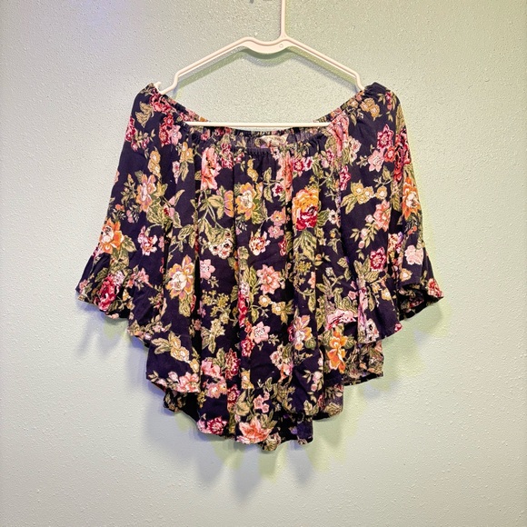 ⭐️ 3/$21 ⭐️ Hippie Laundry Floral Ruffle Curved Hem Blouse Size S - Picture 1 of 8